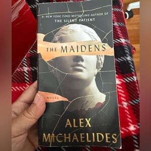 The Maidens by Alex Michaelides Paperback